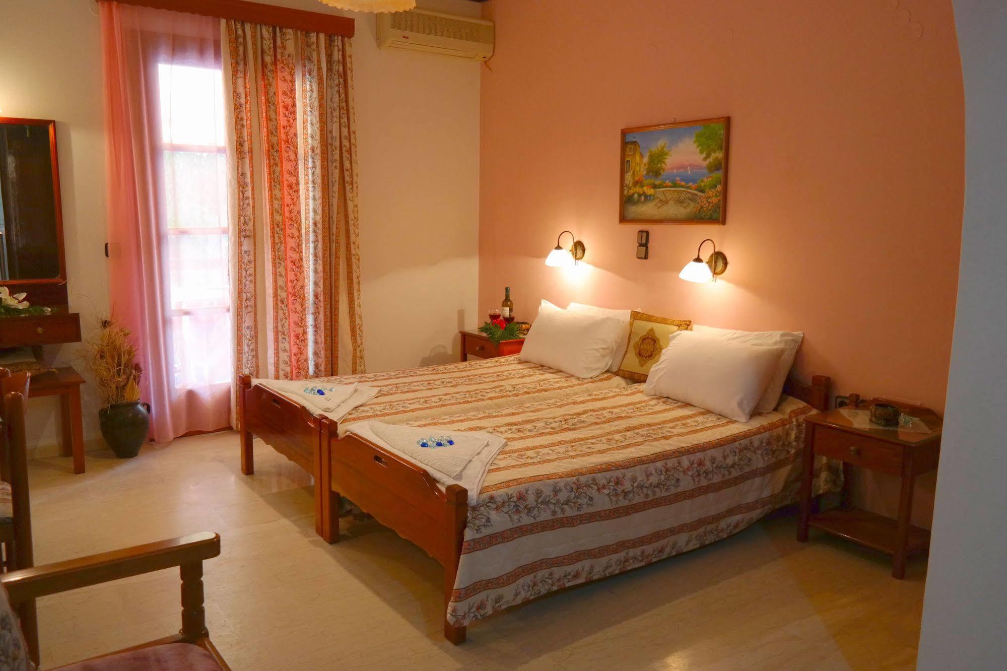 Naxos City Golden Beach Studios Down Town المظهر الخارجي الصورة