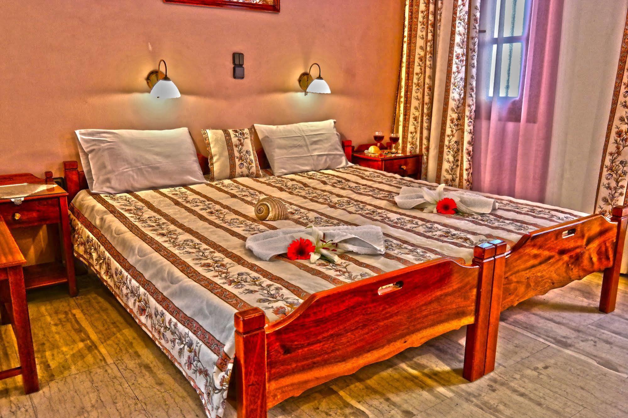Naxos City Golden Beach Studios Down Town المظهر الخارجي الصورة
